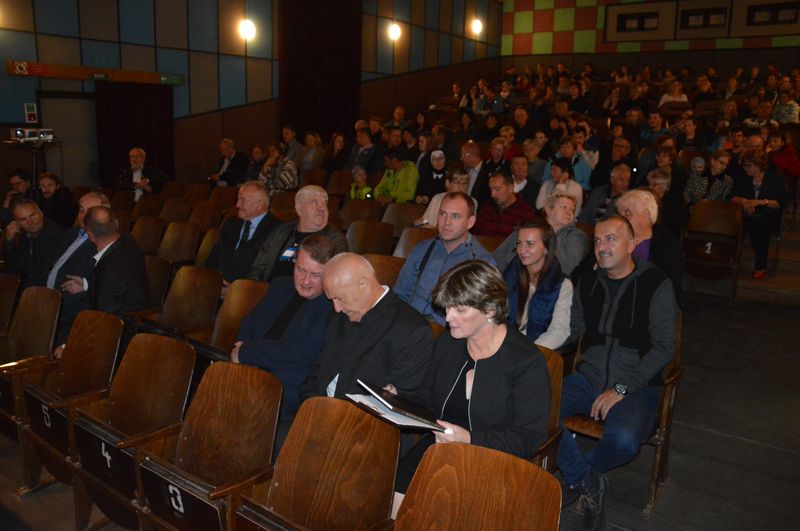 Fotogaléria Michalské hody 2018 - Predstavenie Monografie obce a farnosti Pohronská Polhora a vystúpenie hudobnej formácie SLOVAK TANGO (16) Michalské hody 2018 - Predstavenie Monografie obce a farnosti Pohronská Polhora a vystúpenie hudobnej formácie SLOVAK TANGO