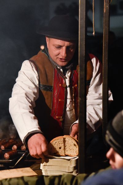 Fotogaléria Pásmo zvykov a kolied (144) Pásmo zvykov a kolied